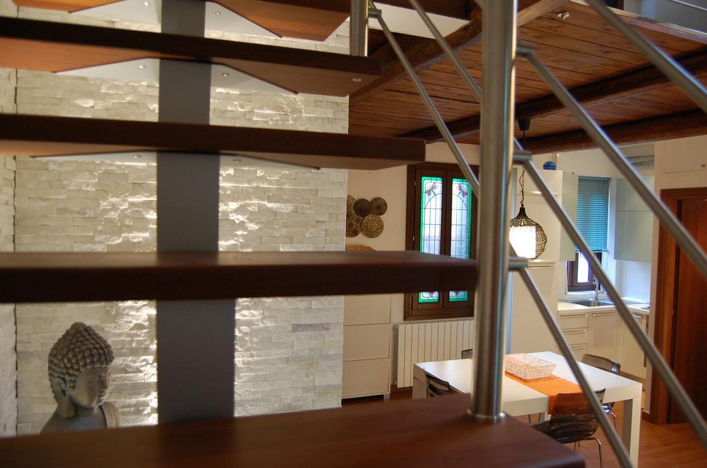 Loft Due Cuori Con Terrazza Apartment Венеция Екстериор снимка