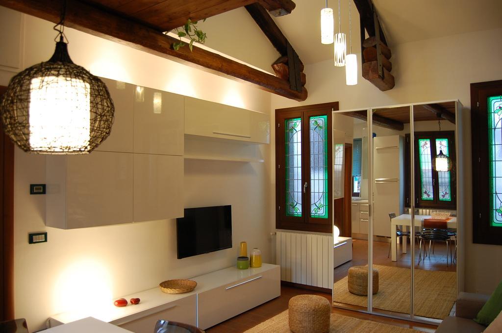 Loft Due Cuori Con Terrazza Apartment Венеция Екстериор снимка