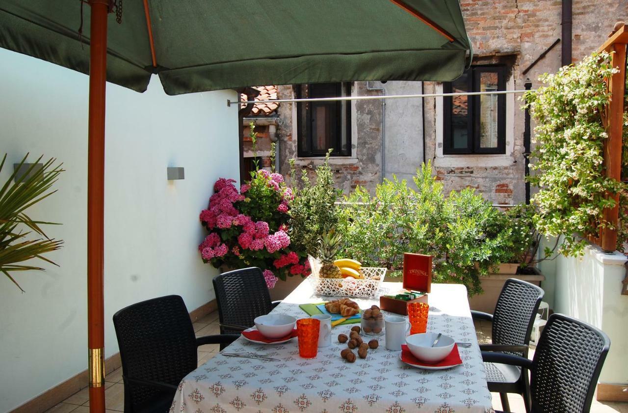 Loft Due Cuori Con Terrazza Apartment Венеция Екстериор снимка